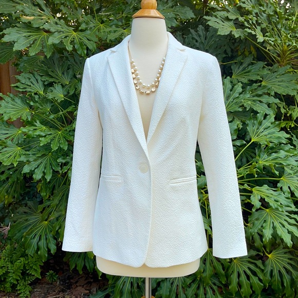 Ann Taylor White Textured One Button Blazer - Picture 1 of 9